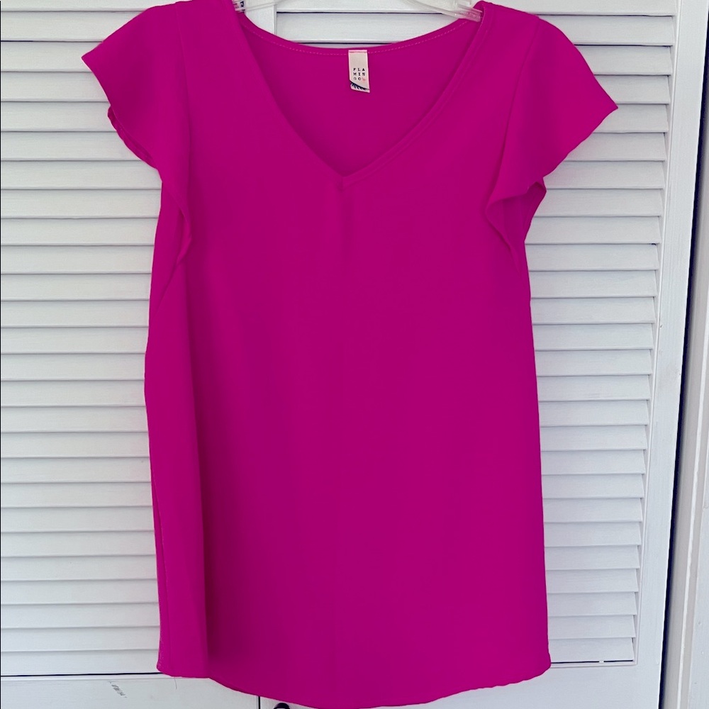 Vibrant Pink Women's Top 🦩